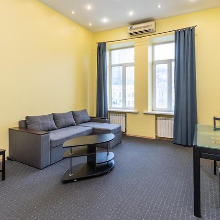 Kievacccommodation Near Gulliver 24H Self Check-In Екстериор снимка