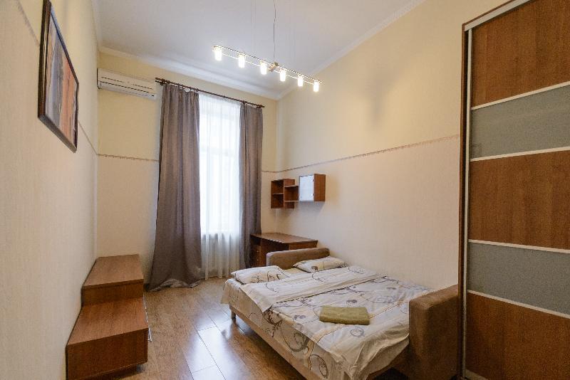 Kievacccommodation Near Gulliver 24H Self Check-In Екстериор снимка