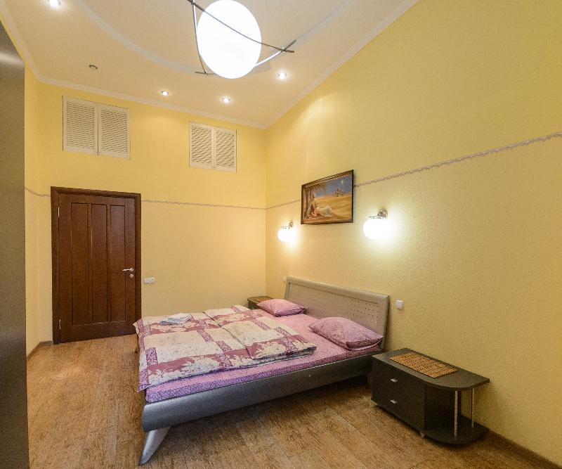 Kievacccommodation Near Gulliver 24H Self Check-In Екстериор снимка